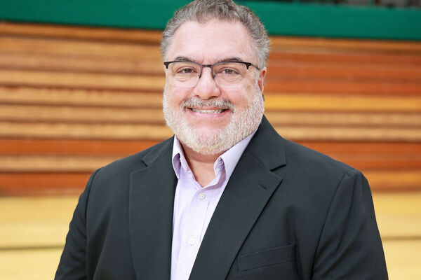 adam-mendoza-to-be-honored-with-st-andr-bessette-csc-award