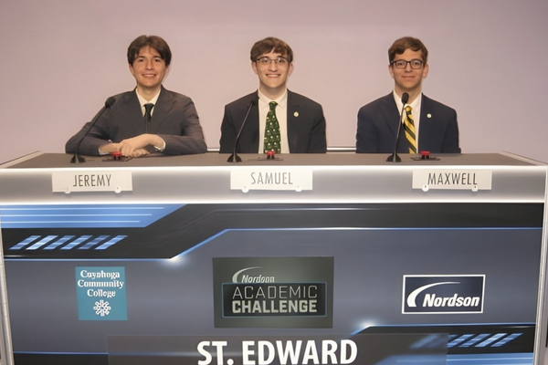 st-edward-wins-academic-challenge