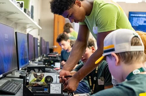 admissions/summer-programs-camps/technology-camps